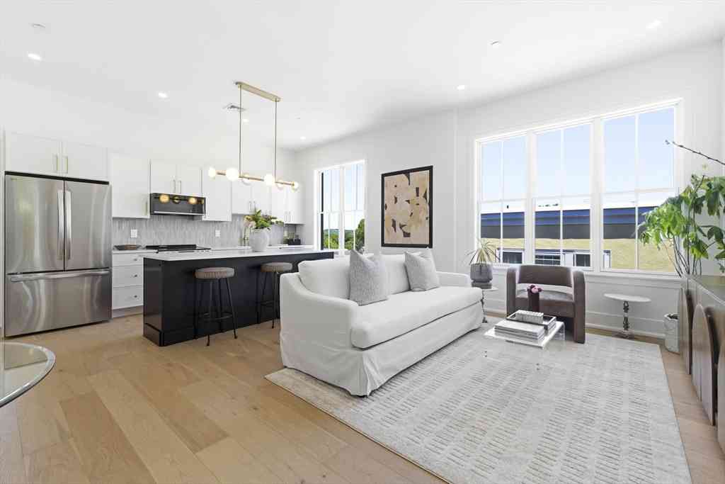Condo For Sale - 4471 Washtington St #1<br/> Boston, MA 02131