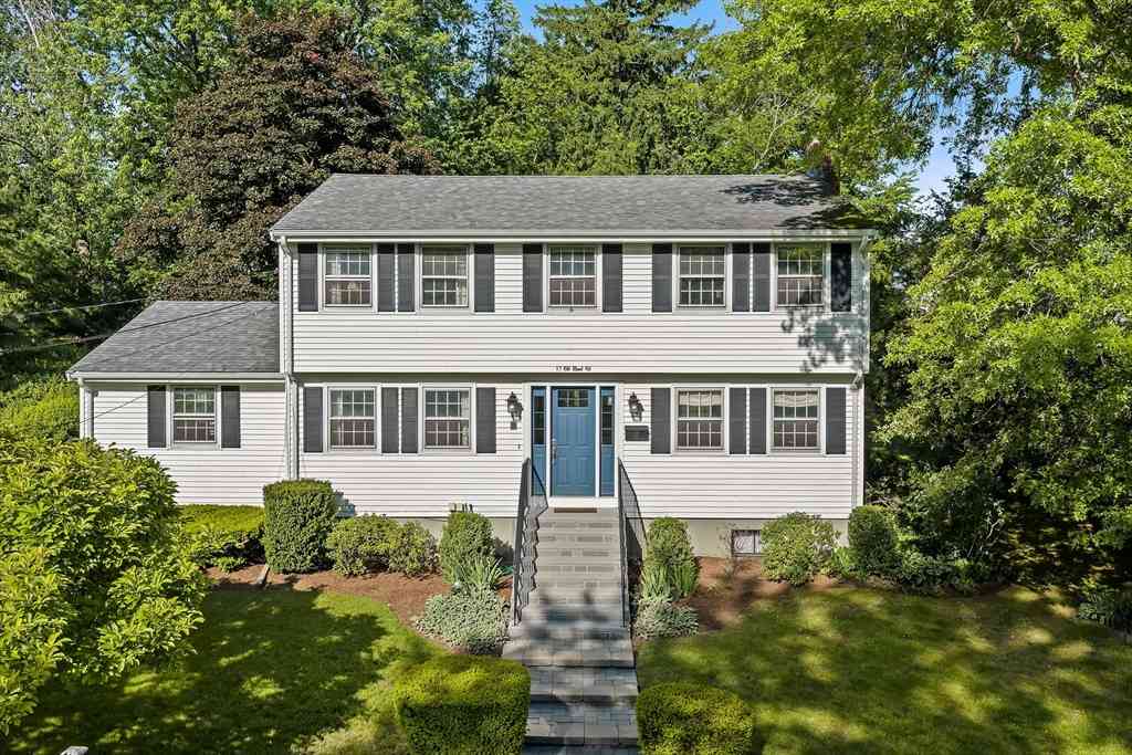 Homes For Sale - 17 Old Wood Road<br/> Middlesex County, Framingham, MA 01701