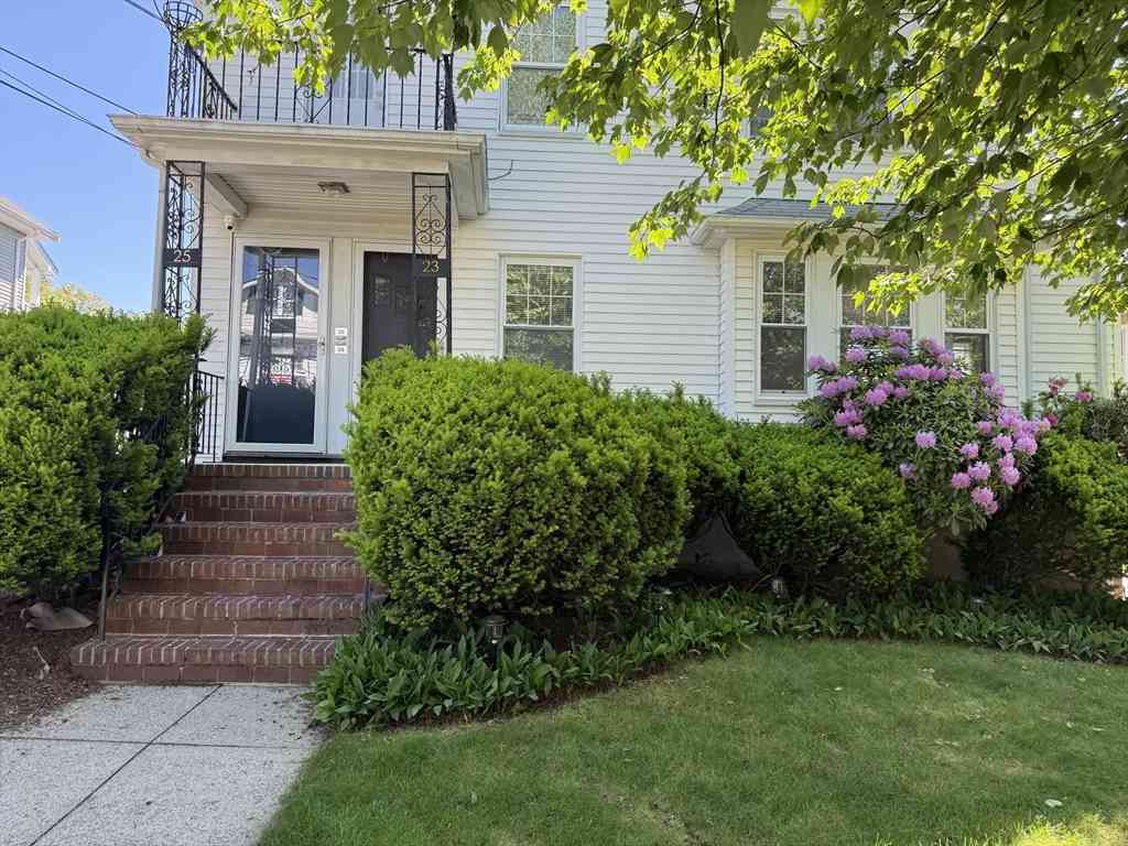 Apartment For Rent - 23 Stearns #1<br/> Watertown, MA 02472