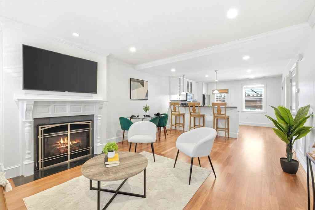 Condo For Sale - 15 Belmont St #1<br/> Boston, MA 02129