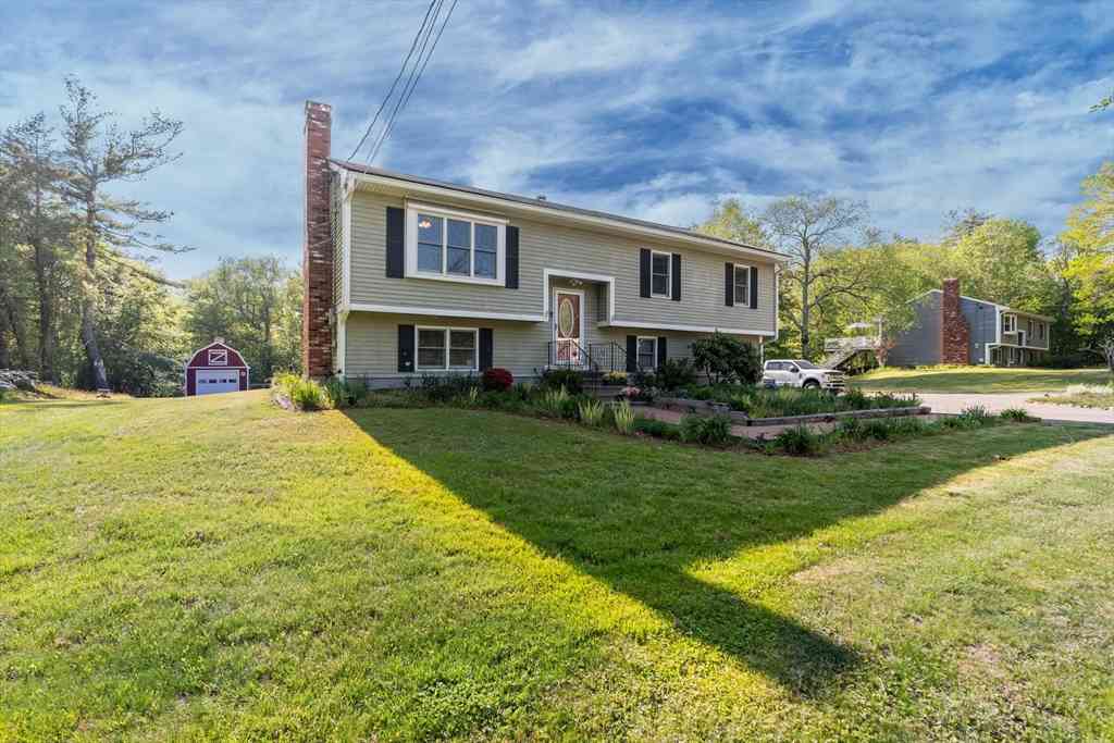 Homes For Sale - 133 S Main St<br/> Berkley, MA 02779