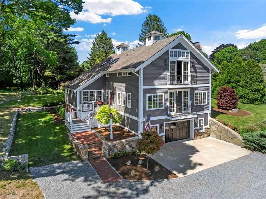 Homes For Sale - 26 Neal Gate St<br/> Scituate, MA 02066