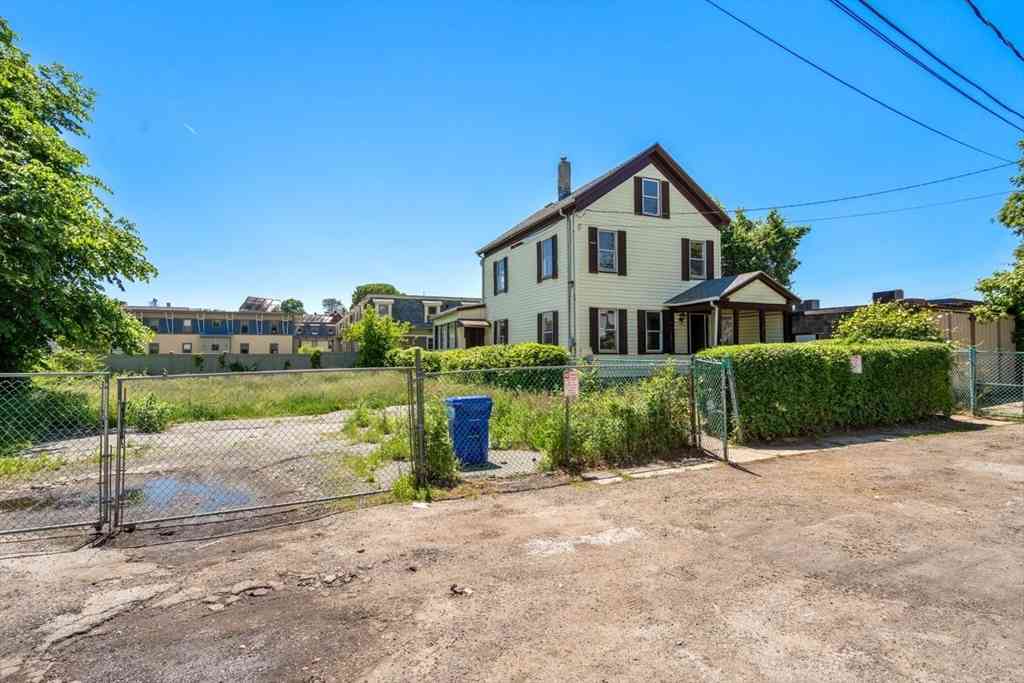 Vacant Land For Sale - 2 Magnolia Pl<br/> Boston, MA 02125