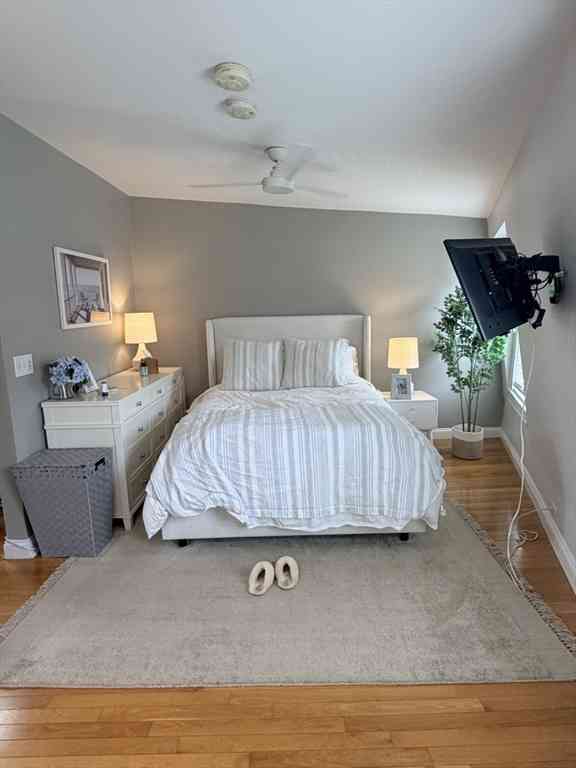 Condo For Rent - 16 Emerson Street #3<br/> Boston, MA 02127