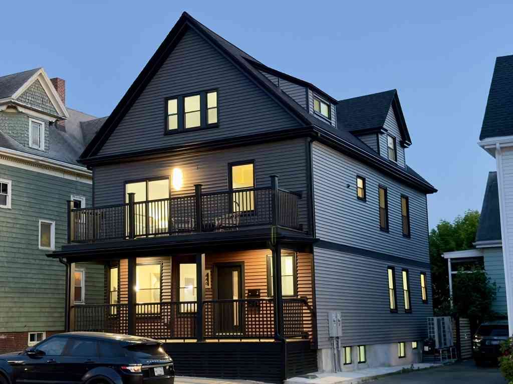 Condo For Sale - 446 Broadway #1<br/> Somerville, MA 02145