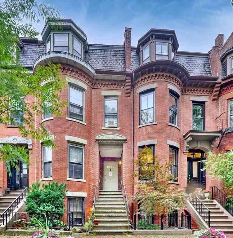 Condo For Rent - 11 Cazenove #1<br/> Boston, MA 02116