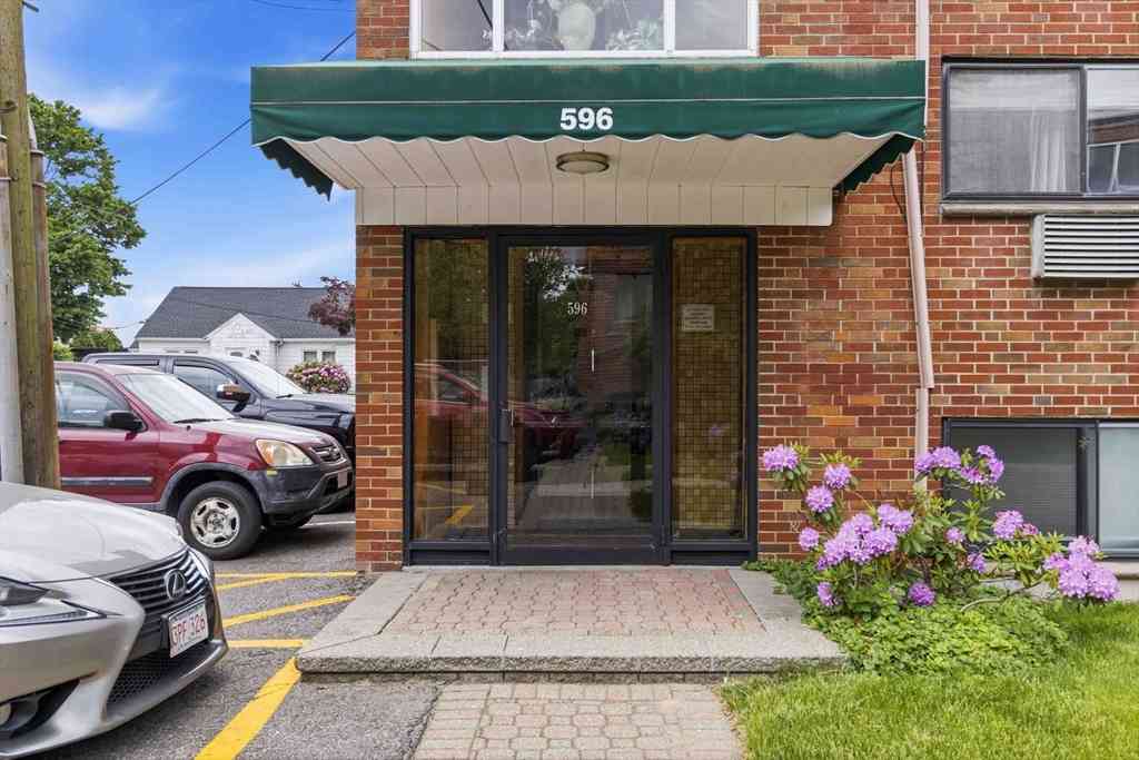 Condo For Sale - 596 American Legion Hwy #3<br/> Boston, MA 02131