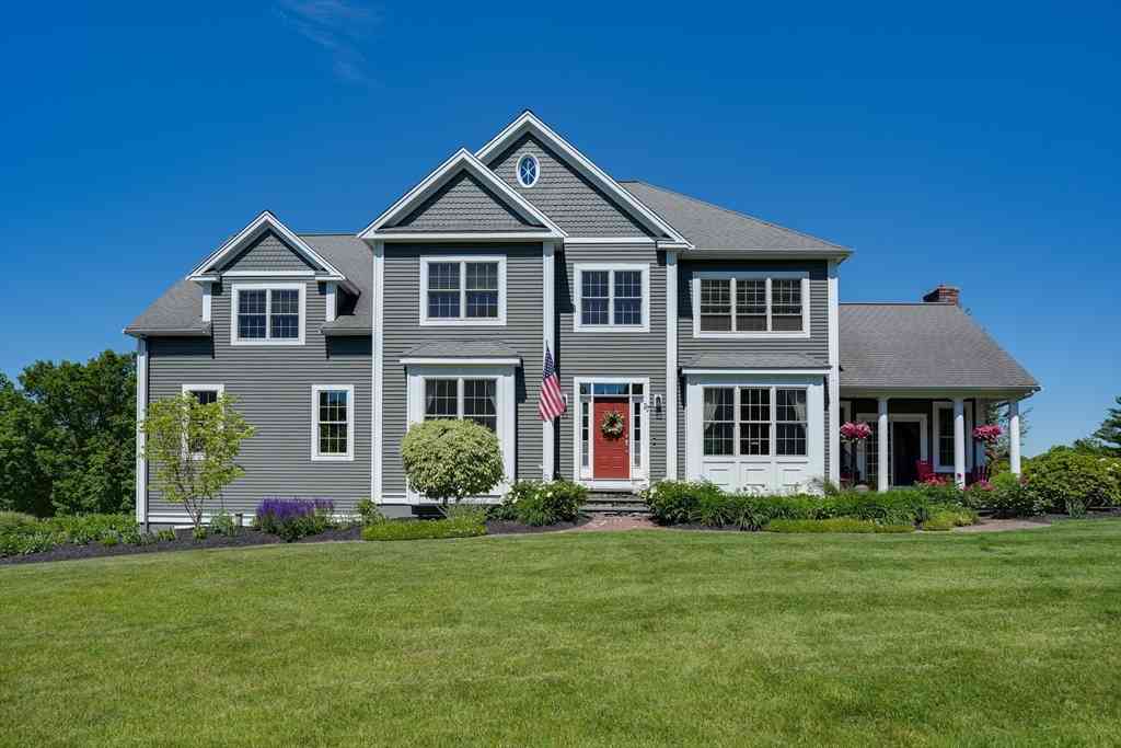 Homes For Sale - 27 Autumn Ridge Road<br/> Berlin, MA 01503
