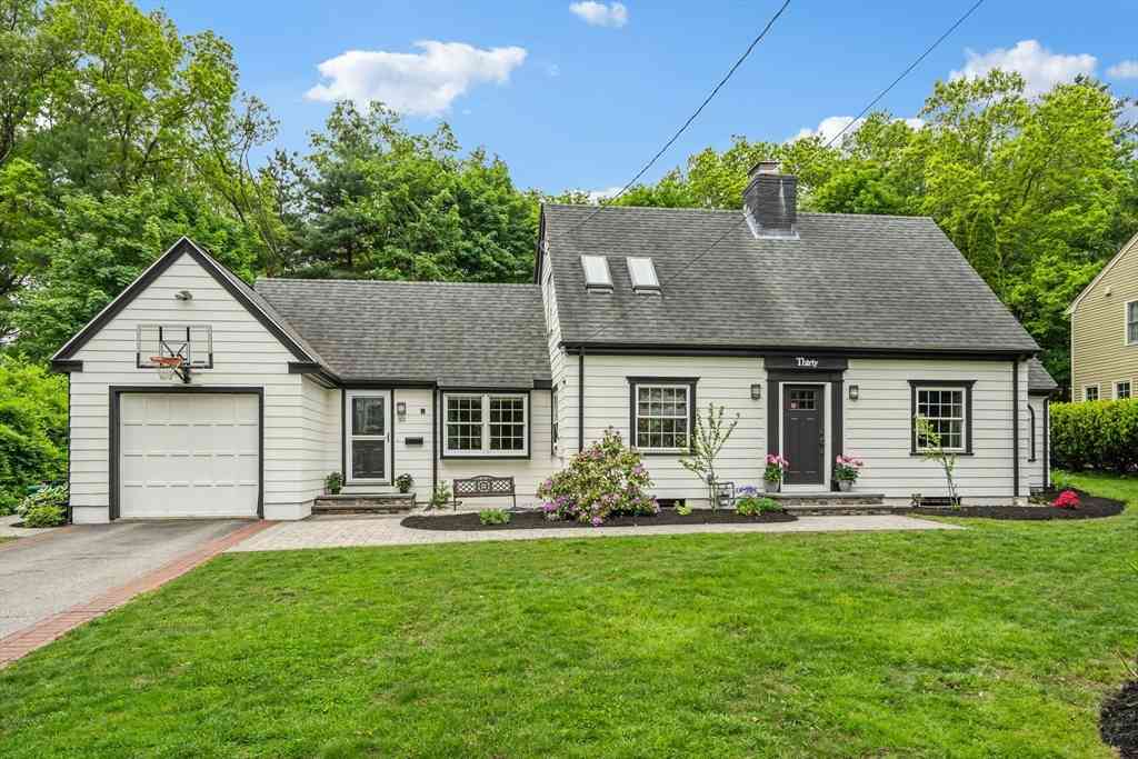 Homes For Sale - 30 Wachusett Drive<br/> Middlesex County, Lexington, MA 02421