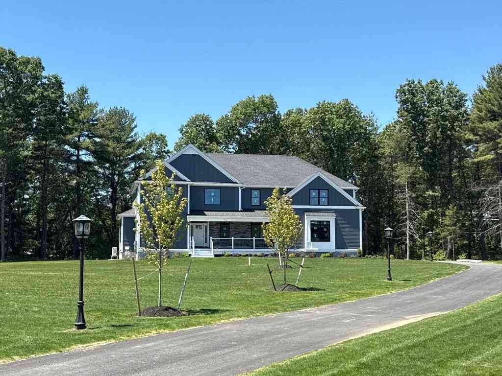 Homes For Sale - 1 King Philip Circle #LOT 6<br/> Wrentham, MA 02093