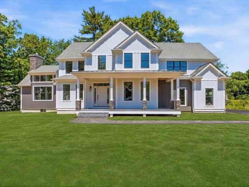 Homes For Sale - 5 Sapphire Circle #LOT 4<br/> Canton, MA 02021