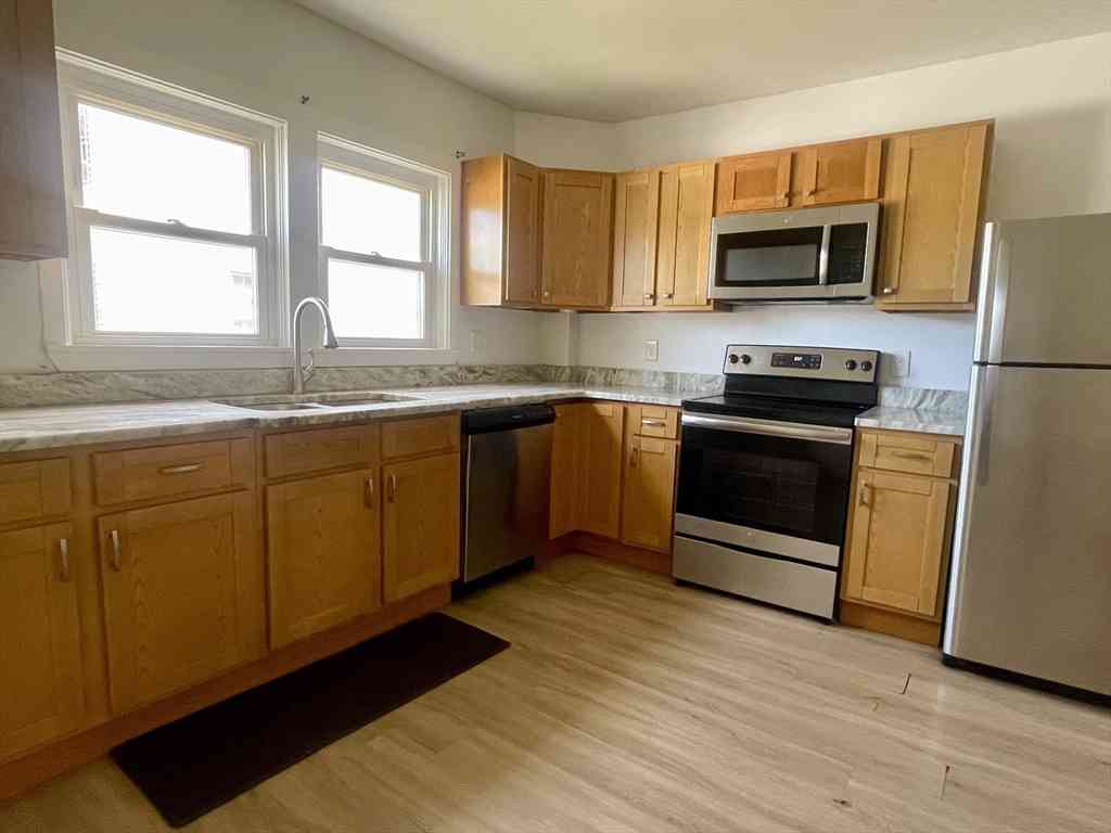 Apartment For Rent - 4 Mill St #2<br/> Dudley, MA 01571