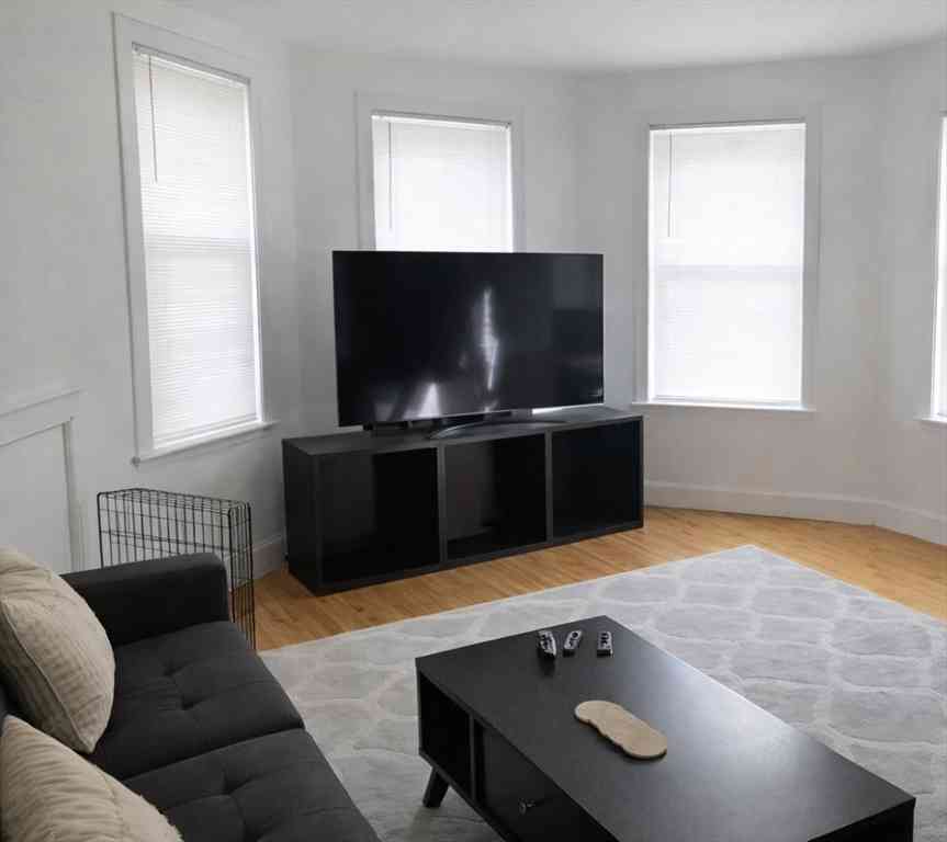 Apartment For Rent - 10 Parker Hill Av #1<br/> Boston, MA 02120