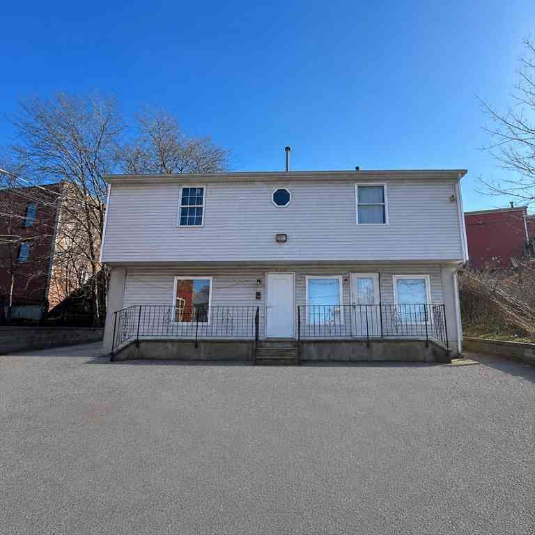 Apartment For Rent - 264 Union St #1N<br/> Fall River, MA 02721