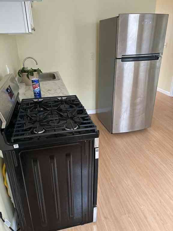 Apartment For Rent - 119 Wade St #3B<br/> Fall River, MA 02721