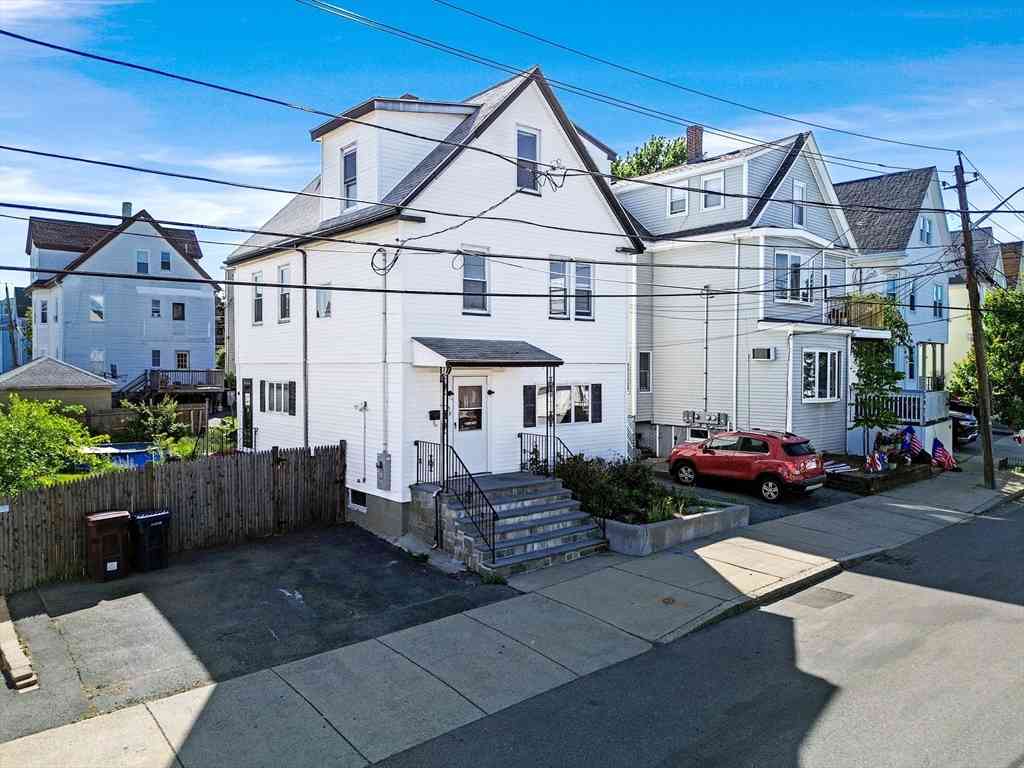 Homes For Sale - 38 Adams Ave<br/> Everett, MA 02149