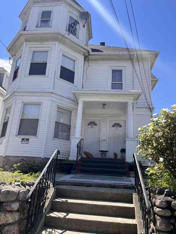Apartment For Rent - 32 Avon #3<br/> Lawrence, MA 01841