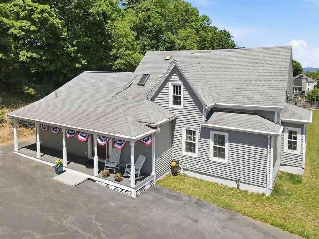 Homes For Sale - 15 Hall Street<br/> Plymouth, MA 02360