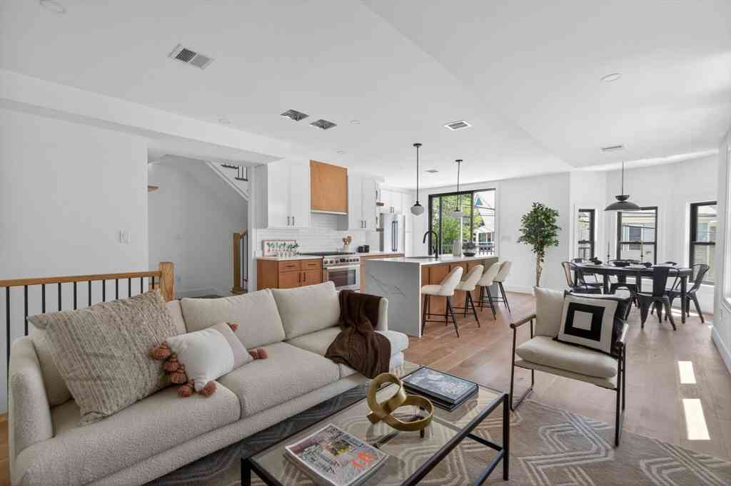 Condo For Sale - 37 Kingston St #B<br/> Somerville, MA 02144