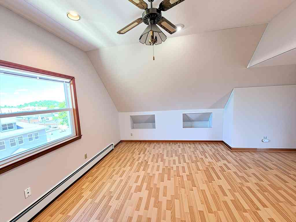 Apartment For Rent - 10 High St #3<br/> Malden, MA 02148