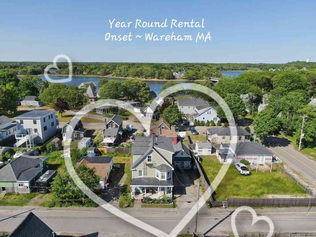 Apartment For Rent - 21 12th St #1<br/> Wareham, MA 02538