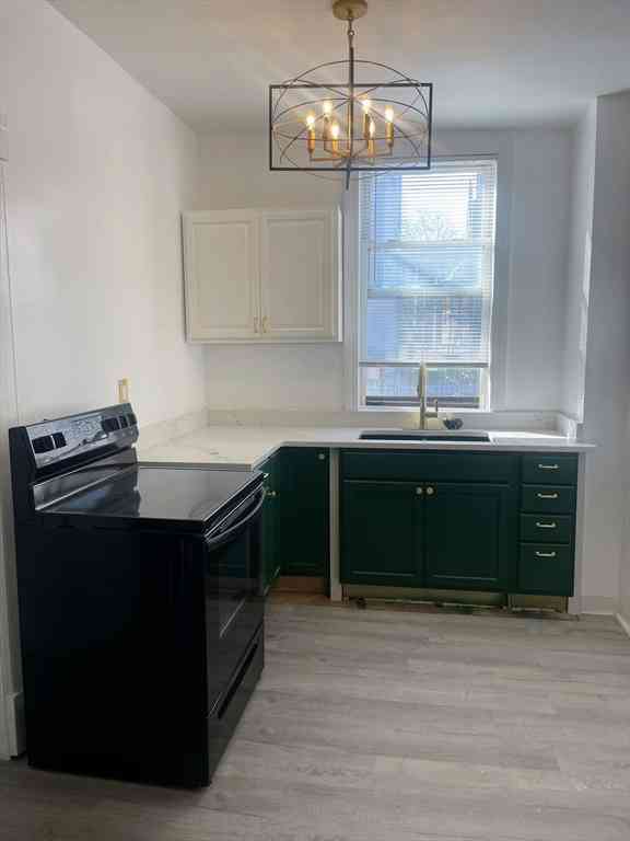 Apartment For Rent - 76 Maple St #2<br/> Springfield, MA 01105