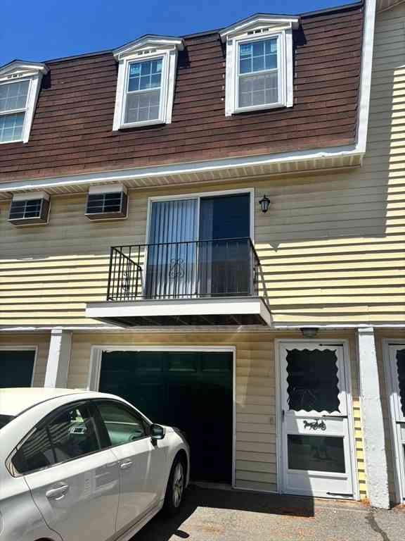 Homes For Rent - 1245 Pawtucket Blvd #4<br/> Lowell, MA 01854