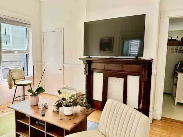 Apartment For Rent - 59 Monument Avenue #1<br/> Boston, MA 02129