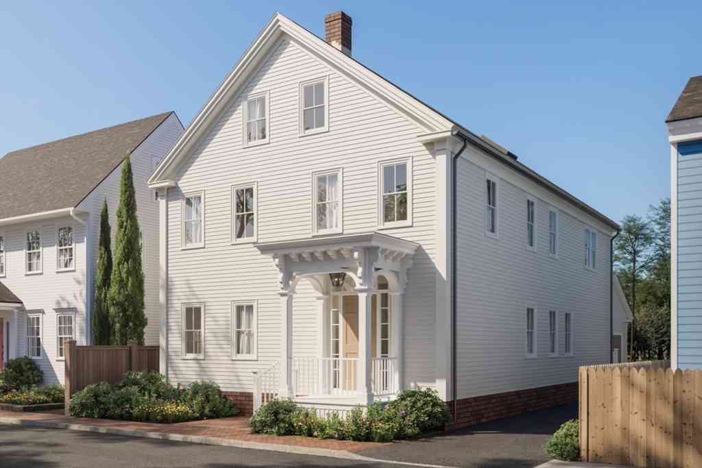 Homes For Sale - 7-9 Lunt St<br/> Newburyport, MA 01950