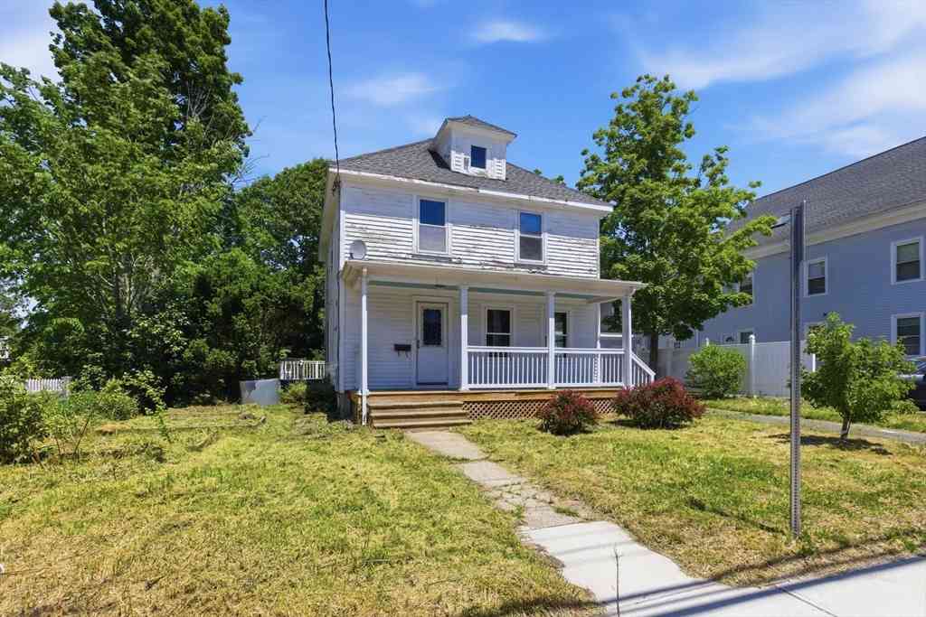 Homes For Sale - 96 Union St<br/> Holbrook, MA 02343