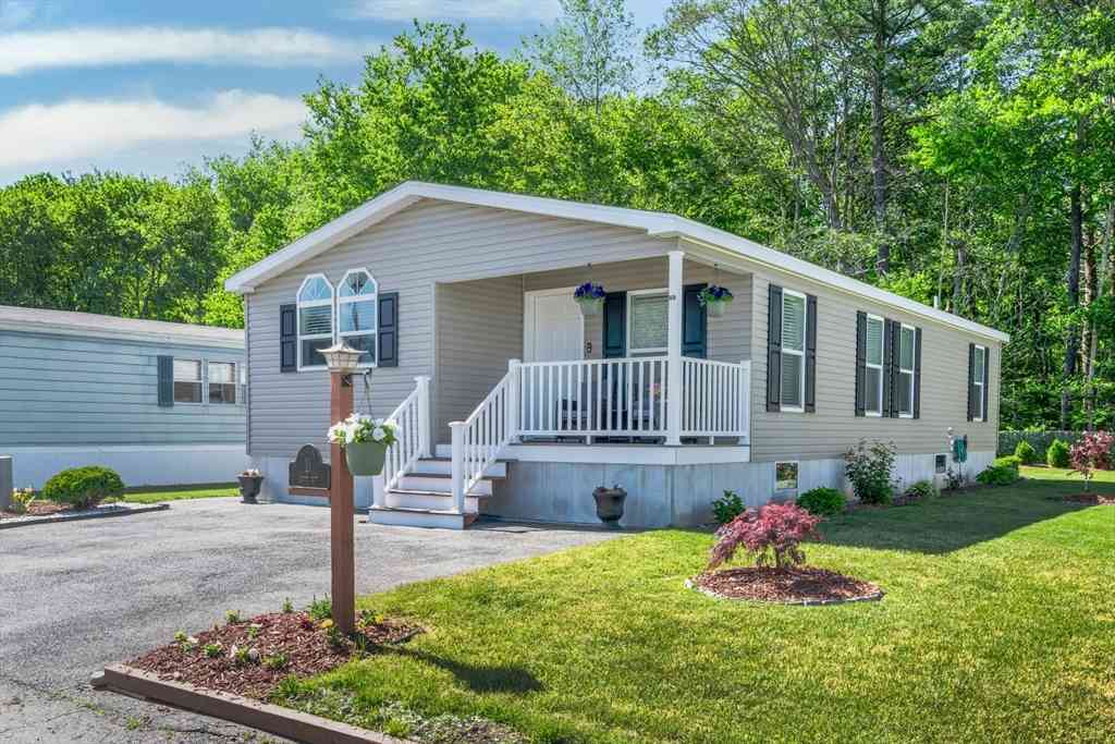 Mobile Home For Sale - 21 Jason Way<br/> Plymouth County, West Bridgewater, MA 02379