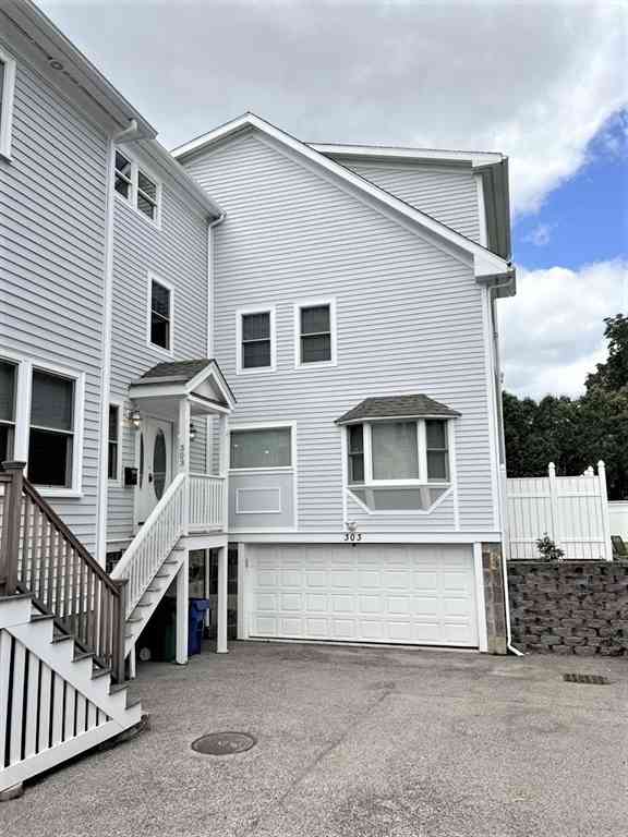 Homes For Rent - 303 Cabot St #303<br/> Newton, MA 02460