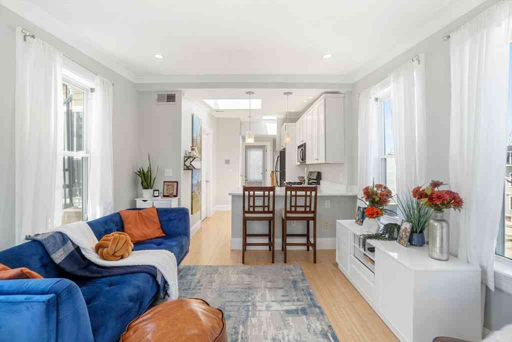 Condo For Rent - 3 Leeds St #3<br/> Boston, MA 02127