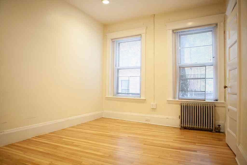 Condo For Rent - 74 Phillips St #1<br/> Boston, MA 02114