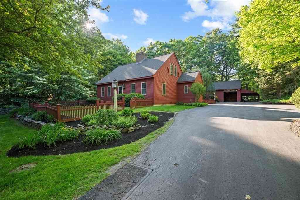 Homes For Sale - 225 E Temple St<br/> Boylston, MA 01505