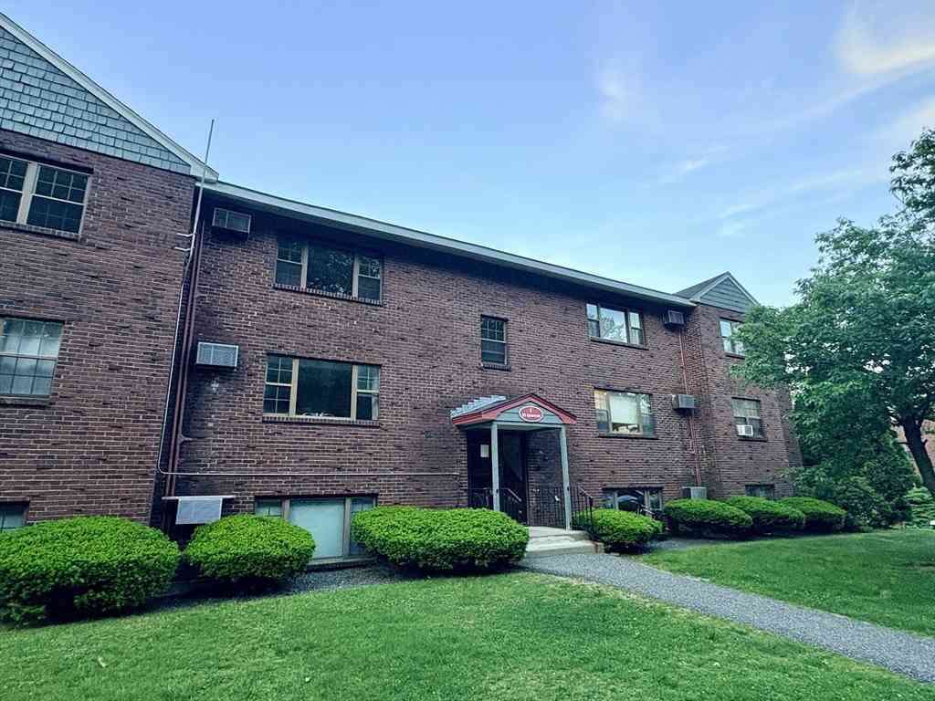 Condo For Rent - 23 Spencer Rd #18F<br/> Boxborough, MA 01719