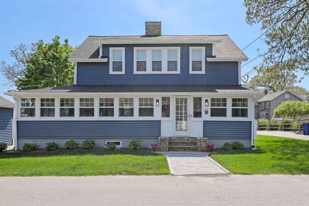 Homes For Sale - 47 Nanumett St<br/> Wareham, MA 02532