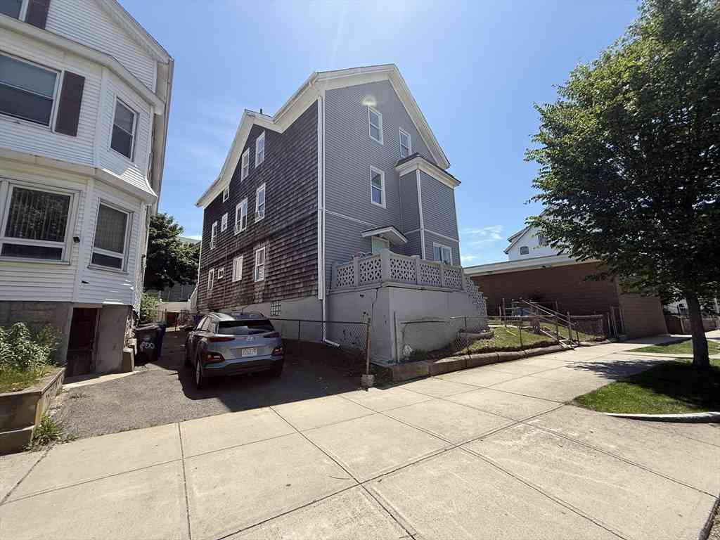 Apartment For Rent - 908 Plymouth Ave #3<br/> Fall River, MA 02721