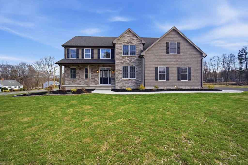 Homes For Sale - 2 Scarlett Drive<br/> Hampden County, East Longmeadow, MA 01028