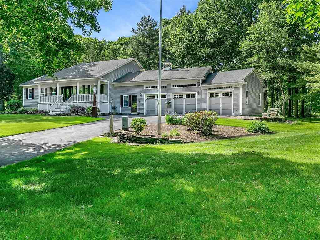 Homes For Sale - 62 Old Yankee Rd<br/> Haverhill, MA 01832