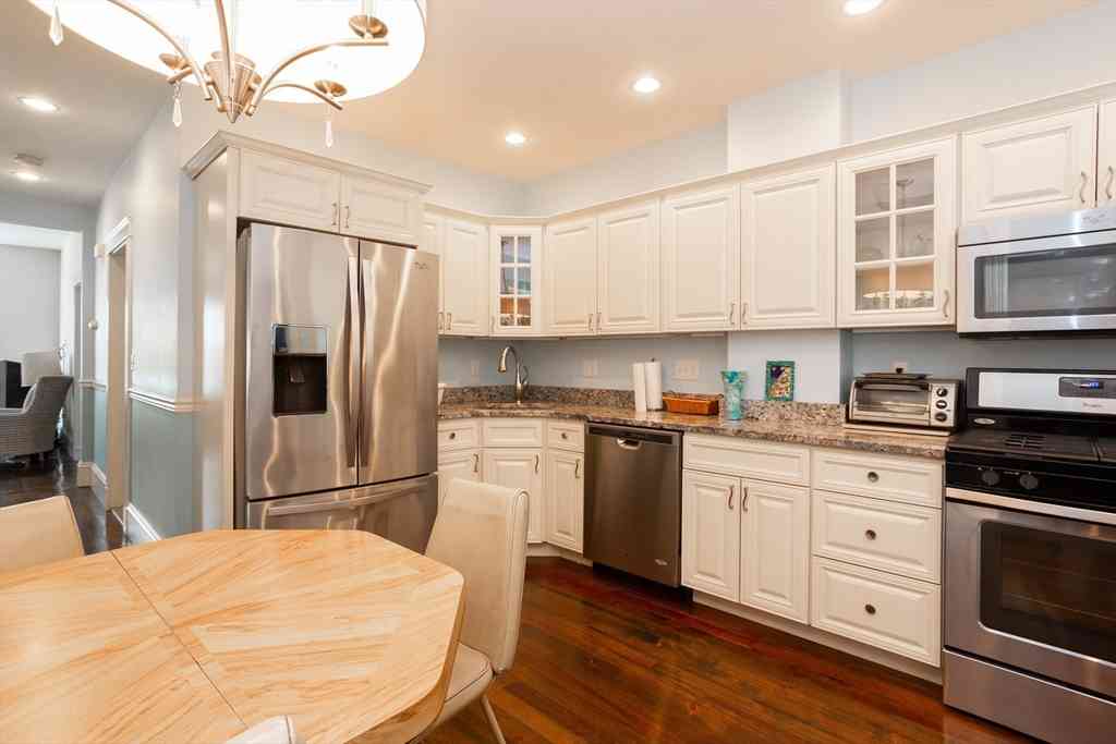 Apartment For Rent - 152 L St #1<br/> Boston, MA 02127