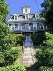 Condo For Rent - 31 Prospect St #3<br/> Marblehead, MA 01945