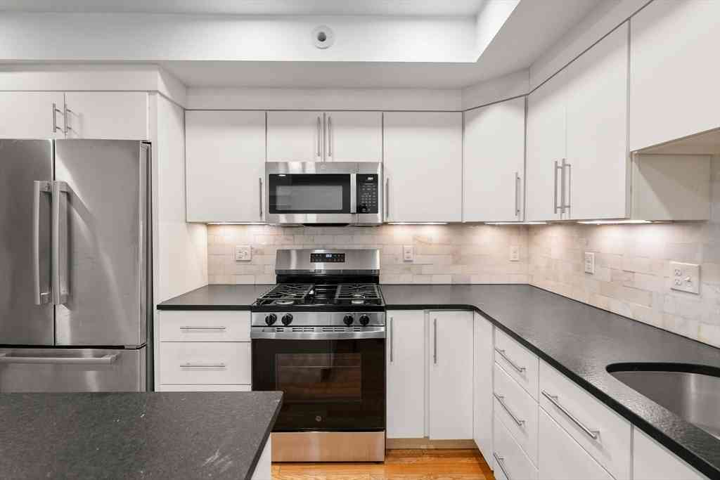 Apartment For Rent - 157 Hancock Street #2<br/> Quincy, MA 02171