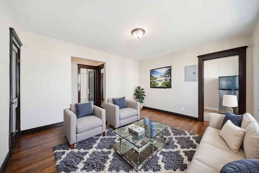 Apartment For Rent - 39 Richardson Ave #4<br/> Wakefield, MA 01880