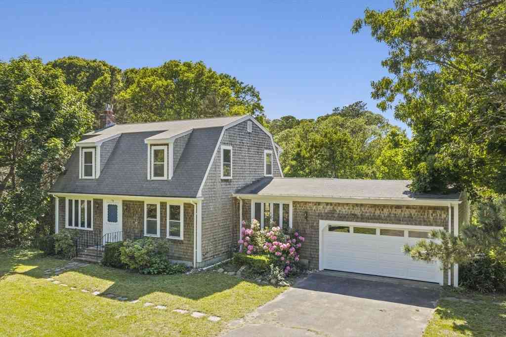 Homes For Sale - 770 Shore Rd<br/> Bourne, MA 02559