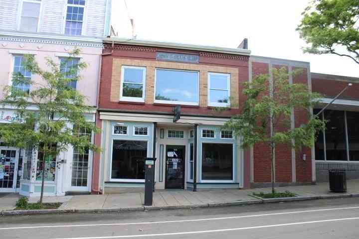 Apartment For Rent - 146 Main St #2<br/> Gloucester, MA 01930