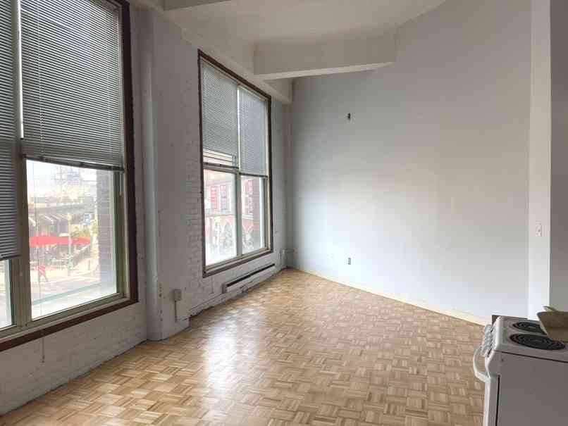 Apartment For Rent - 61 Brookline Avenue #212<br/> Boston, MA 02215