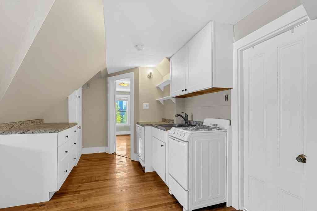 Apartment For Rent - 28 Evergreen #3<br/> Boston, MA 02130