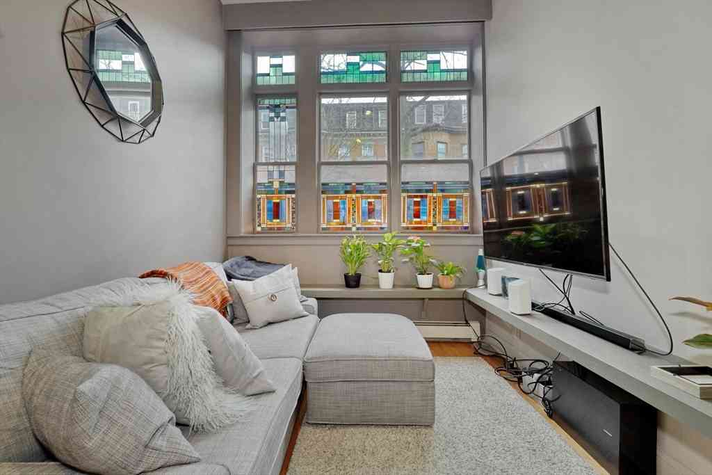 Condo For Rent - 70 Clarendon St #1<br/> Boston, MA 02116