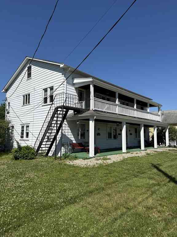 Apartment For Rent - 64 Lyman St #2L<br/> South Hadley, MA 01075